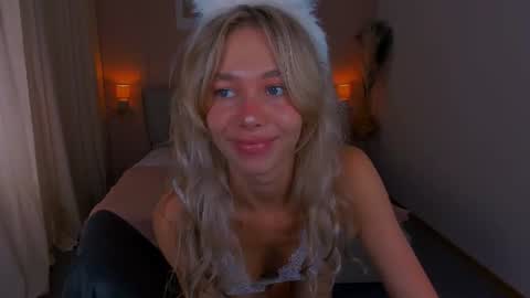 Alise online show from June 24, 2026, 2:16 pm