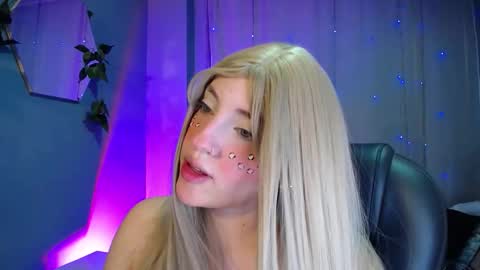 lulu online show from October 17, 2025, 8:00 pm