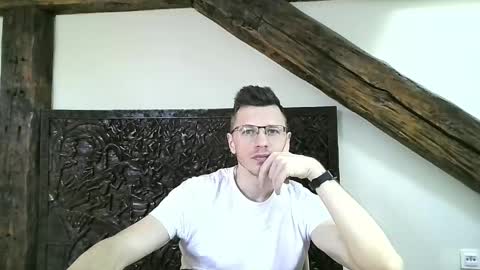 Andrew independent model 2000-0000 CET daily online show from May 11, 2026, 12:44 pm