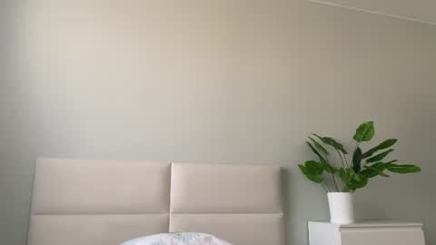 Snapshot of lumineess chatting on June 30, 2026, 11:11 am Catherine online show from June 30, 2026, 11:11 am