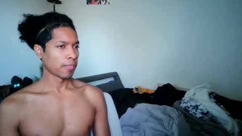 Snapshot of luminouscummer chatting on December 8, 2024, 8:15 pm luminous online show from December 8, 2024, 8:15 pm