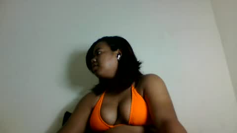 lumira_belle online show from July 6, 2026, 10:45 am