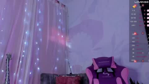 Luna online show from December 3, 2024, 6:17 pm