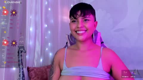 Luna online show from December 5, 2024, 6:44 pm