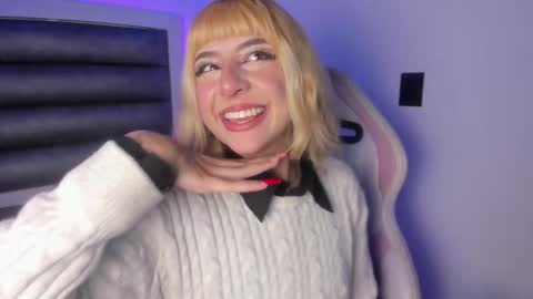 Snapshot of luna__scarlett chatting on February 2, 2026, 7:34 pm luna online show from February 2, 2026, 7:34 pm