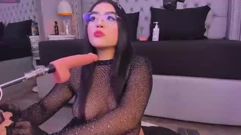 Snapshot of luna__velvett_ chatting on July 29, 2026, 12:03 pm online show from July 29, 2026, 12:03 pm