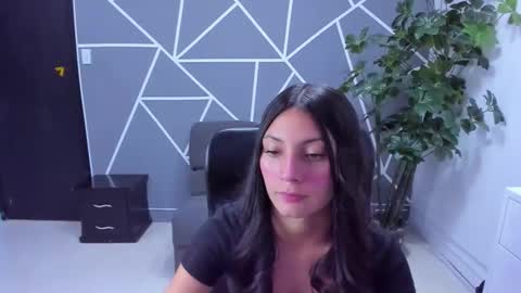 luna_bennett_ online show from February 24, 2026, 8:40 pm