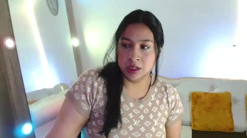 Snapshot of luna_celeste01 chatting on November 7, 2025, 1:22 pm Luna Celeste online show from November 7, 2025, 1:22 pm