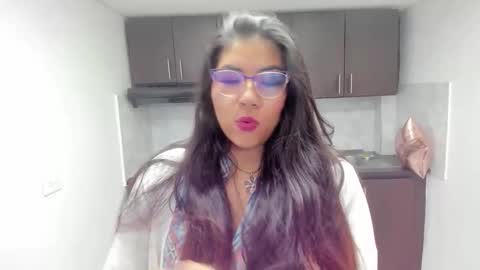 luna  online show from February 17, 2026, 11:07 am