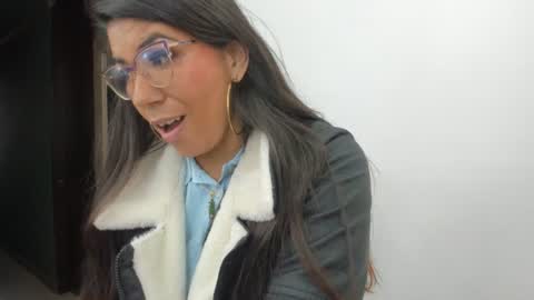 Snapshot of luna_dumont chatting on June 12, 2026, 11:31 am luna online show from June 12, 2026, 11:31 am