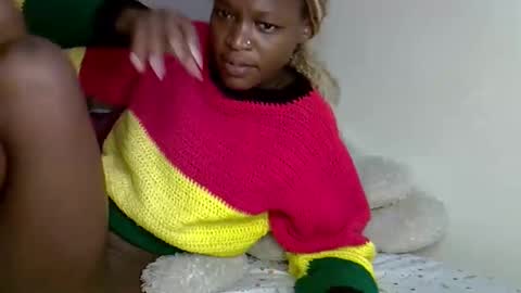 maskedmalkia online show from March 24, 2026, 8:25 pm