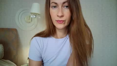 Snapshot of luna_hoti chatting on September 25, 2025, 6:50 am luna_hoti online show from September 25, 2025, 6:50 am