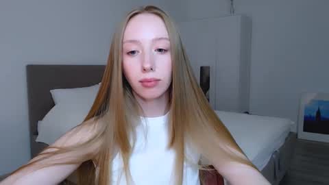 Snapshot of luna_insanity chatting on December 5, 2024, 3:15 am Luna online show from December 5, 2024, 3:15 am
