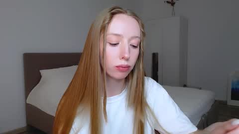 Snapshot of luna_insanity chatting on December 9, 2024, 12:01 am Luna online show from December 9, 2024, 12:01 am
