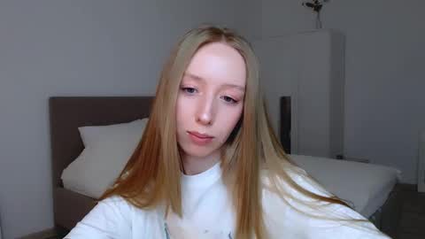 Snapshot of luna_insanity chatting on December 14, 2024, 9:02 pm Luna online show from December 14, 2024, 9:02 pm