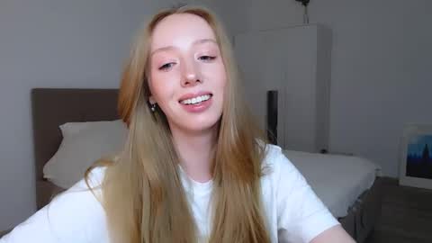 Snapshot of luna_insanity chatting on December 28, 2024, 9:40 pm Luna online show from December 28, 2024, 9:40 pm