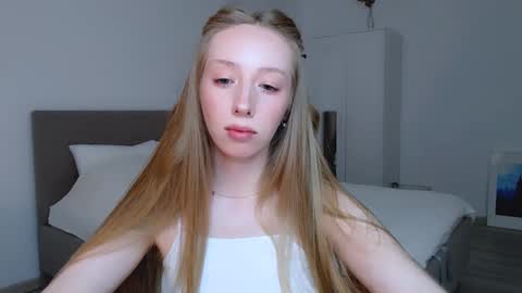 Snapshot of luna_insanity chatting on January 12, 2025, 9:08 pm Luna online show from January 12, 2025, 9:08 pm
