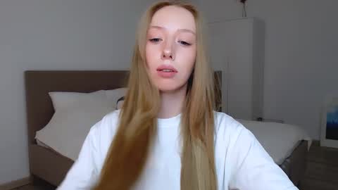 Snapshot of luna_insanity chatting on January 13, 2025, 11:17 pm Luna online show from January 13, 2025, 11:17 pm