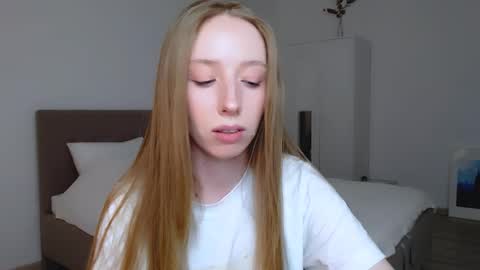 Snapshot of luna_insanity chatting on January 19, 2025, 11:32 pm Luna online show from January 19, 2025, 11:32 pm