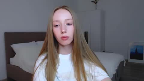 Snapshot of luna_insanity chatting on January 26, 2025, 2:14 am Luna online show from January 26, 2025, 2:14 am