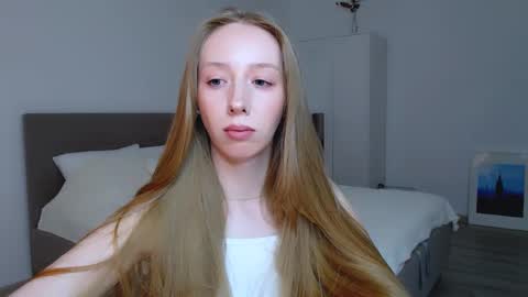 Snapshot of luna_insanity chatting on January 27, 2025, 8:39 pm Luna online show from January 27, 2025, 8:39 pm