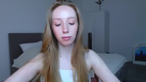 Snapshot of luna_insanity chatting on February 5, 2025, 9:07 pm Luna online show from February 5, 2025, 9:07 pm
