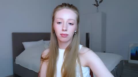 Snapshot of luna_insanity chatting on February 15, 2025, 7:50 pm Luna online show from February 15, 2025, 7:50 pm