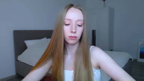 Snapshot of luna_insanity chatting on February 17, 2025, 10:03 pm Luna online show from February 17, 2025, 10:03 pm
