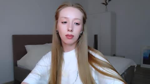 Snapshot of luna_insanity chatting on February 20, 2025, 2:40 am Luna online show from February 20, 2025, 2:40 am