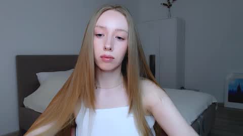 Snapshot of luna_insanity chatting on February 24, 2025, 7:52 pm Luna online show from February 24, 2025, 7:52 pm