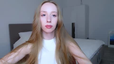 Snapshot of luna_insanity chatting on February 27, 2025, 1:16 am Luna online show from February 27, 2025, 1:16 am