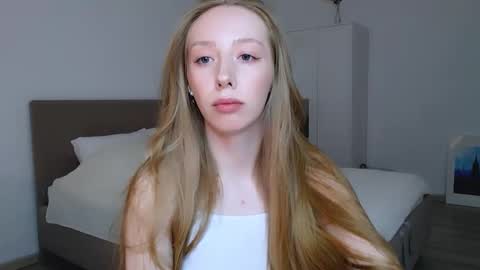 Snapshot of luna_insanity chatting on March 2, 2025, 7:34 pm Luna online show from March 2, 2025, 7:34 pm