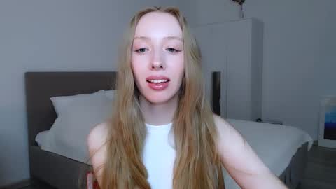 Snapshot of luna_insanity chatting on March 5, 2025, 11:27 pm Luna online show from March 5, 2025, 11:27 pm