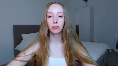 Snapshot of luna_insanity chatting on March 9, 2025, 8:42 pm Luna online show from March 9, 2025, 8:42 pm