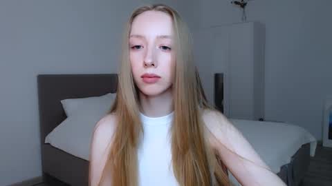 Snapshot of luna_insanity chatting on March 10, 2025, 8:56 pm Luna online show from March 10, 2025, 8:56 pm