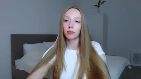 Snapshot of luna_insanity chatting on October 2, 2025, 7:54 pm Luna online show from October 2, 2025, 7:54 pm