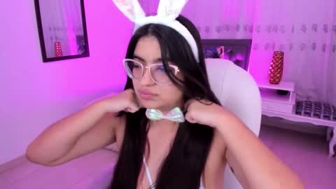 Luna online show from January 7, 2026, 11:12 am