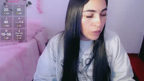 Snapshot of luna_lgomez chatting on March 2, 2025, 10:03 am luna online show from March 2, 2025, 10:03 am