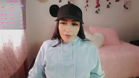 Snapshot of luna_lgomez chatting on November 12, 2025, 12:38 pm luna online show from November 12, 2025, 12:38 pm