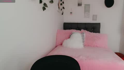 luna online show from February 10, 2026, 12:09 pm