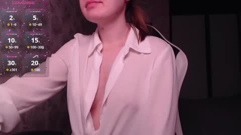 Snapshot of luna_loveisgood chatting on December 9, 2024, 7:29 pm Luna online show from December 9, 2024, 7:29 pm