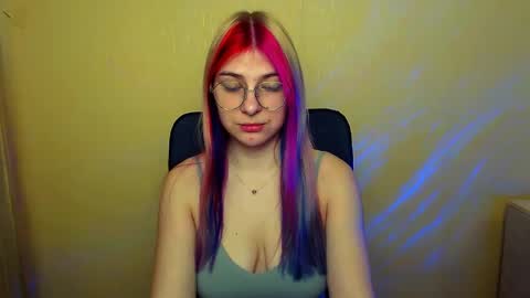 Luna online show from February 15, 2025, 8:44 am