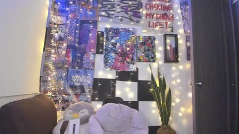 Snapshot of luna_mccoy chatting on January 22, 2025, 4:34 am LUNA MCCOY online show from January 22, 2025, 4:34 am