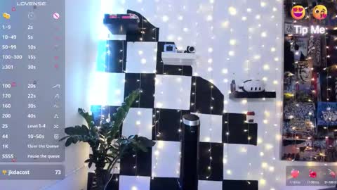 Snapshot of luna_mccoy chatting on October 8, 2025, 7:22 pm LUNA MCCOY online show from October 8, 2025, 7:22 pm