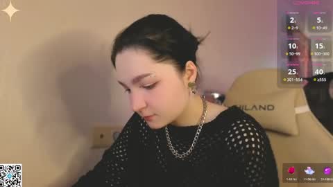 Snapshot of luna_moon13 chatting on April 24, 2026, 2:03 am Luna online show from April 24, 2026, 2:03 am