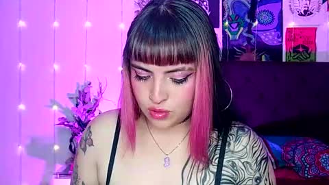 Snapshot of luna_ray420 chatting on December 11, 2024, 2:52 am MISS LUNA  online show from December 11, 2024, 2:52 am