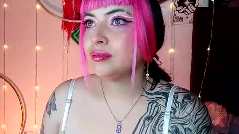 Snapshot of luna_ray420 chatting on January 31, 2025, 9:16 pm MISS LUNA  online show from January 31, 2025, 9:16 pm