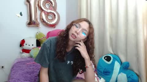 luna_rios69 online show from February 2, 2026, 9:13 pm