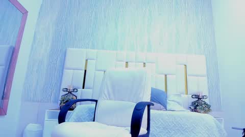 Luna online show from December 21, 2024, 11:44 am