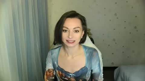 lunaa_bluee online show from January 19, 2026, 12:03 am